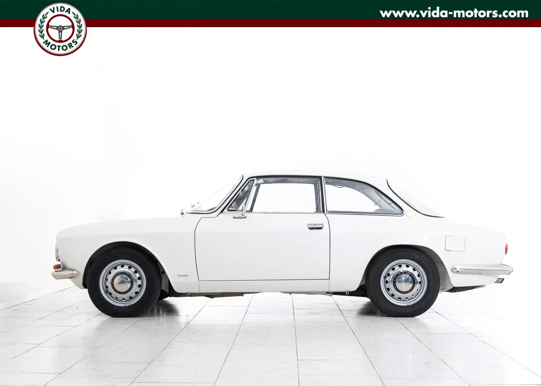 Alfa Romeo GT 1750 Veloce (1968) – Primera serie, originalidad excepcional